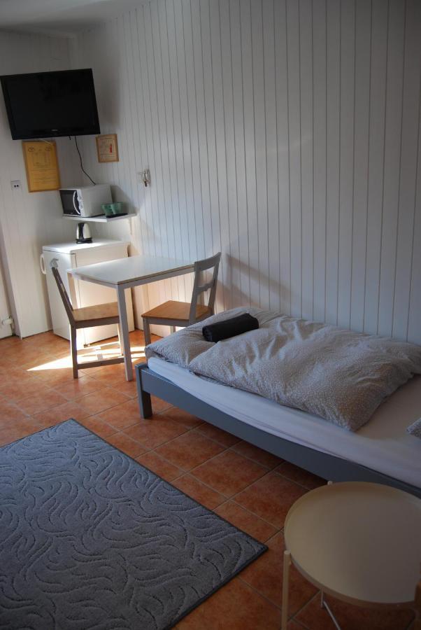 Hotel Autóscsárda és Panzió Makó Esterno foto