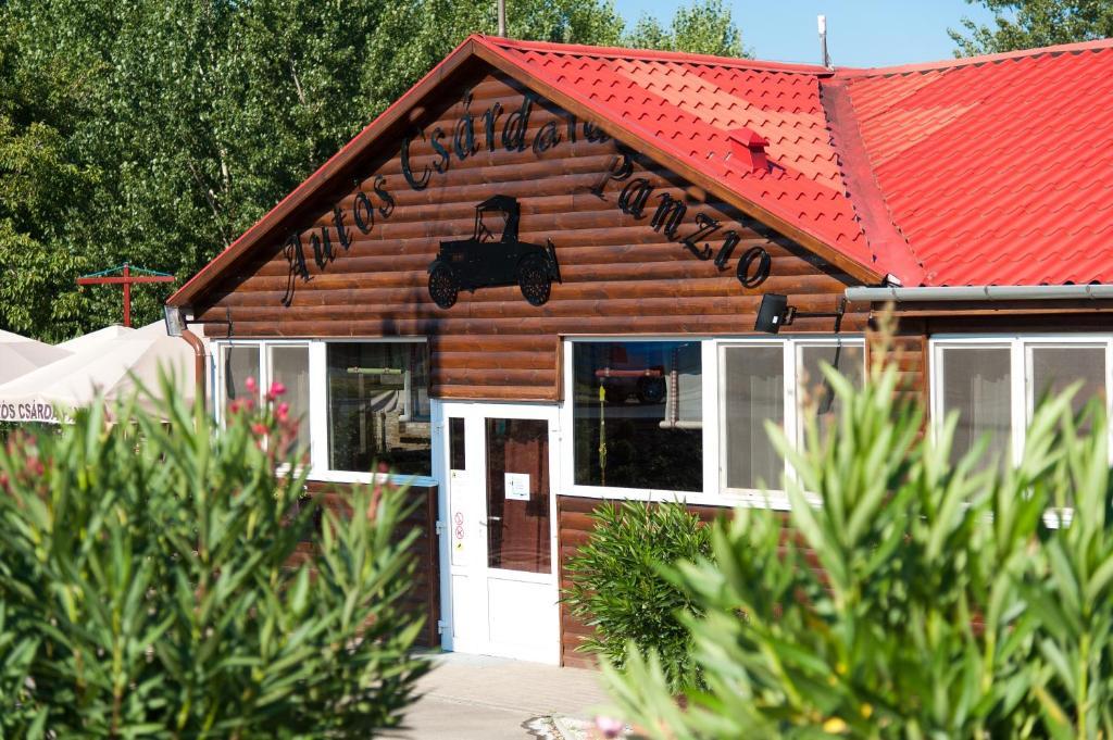 Hotel Autóscsárda és Panzió Makó Esterno foto